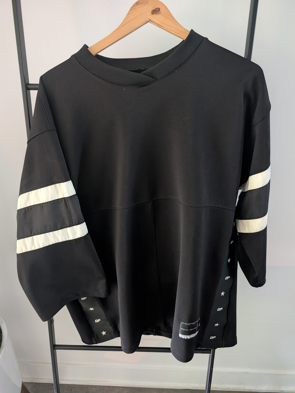 Black Stripe Sleeve Top